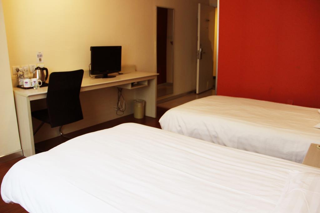 Hanting Express Shenyang Longemont Square חדר תמונה